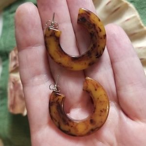 Vintage Marbled Brown Colored Lucite Earrings TCJB1
